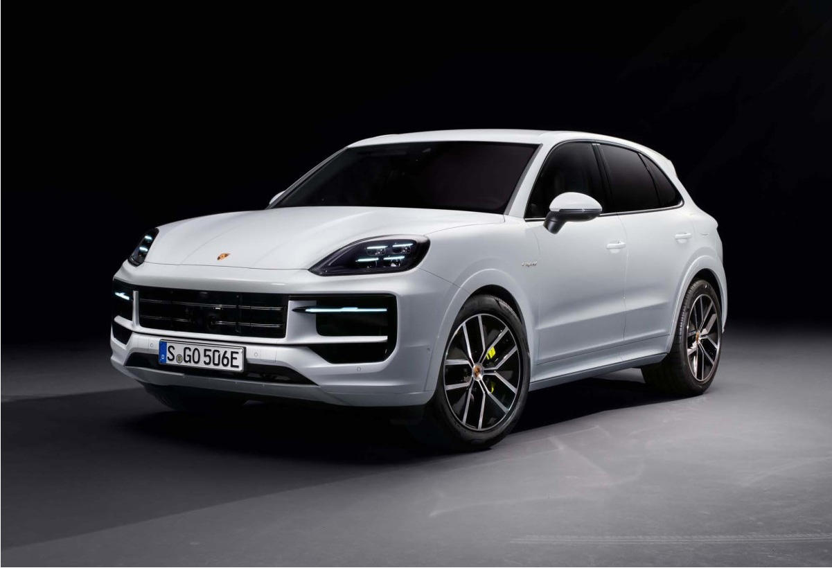 Porsche Cayenne e-Hybrid, Panamera Turbo e-Hybrid, Taycan.